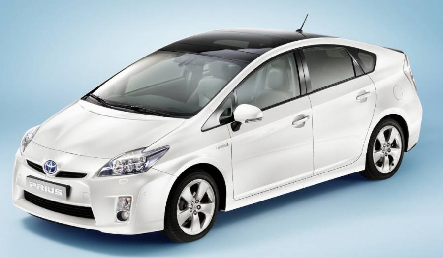 toyota_prius_3_2_90_mid.jpg